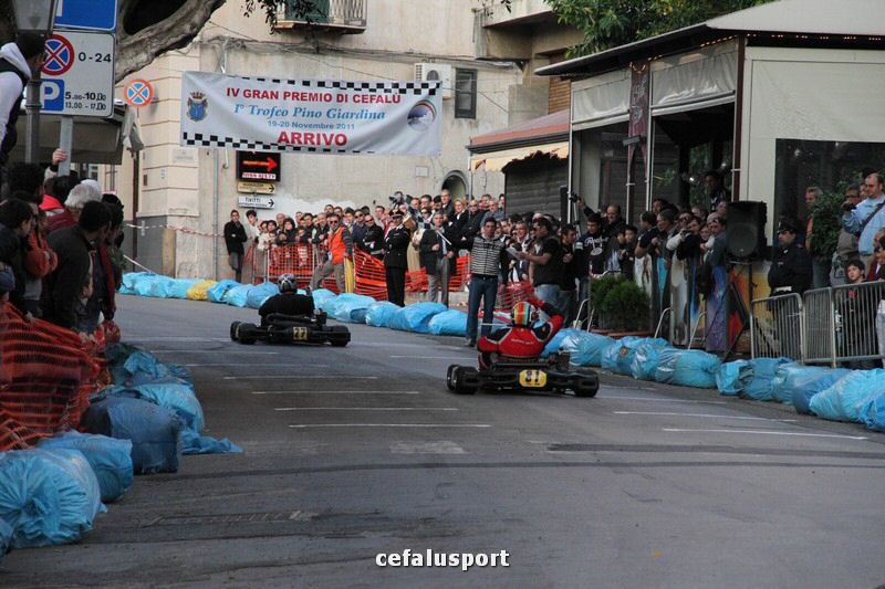 111120 sport2 370_tn.jpg